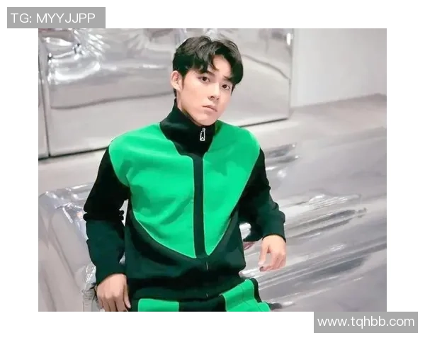 泰国最矮足球明星男生的励志故事与成长之路揭秘